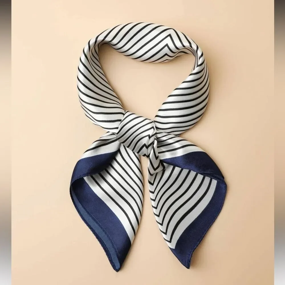 Striped Scarf P111
